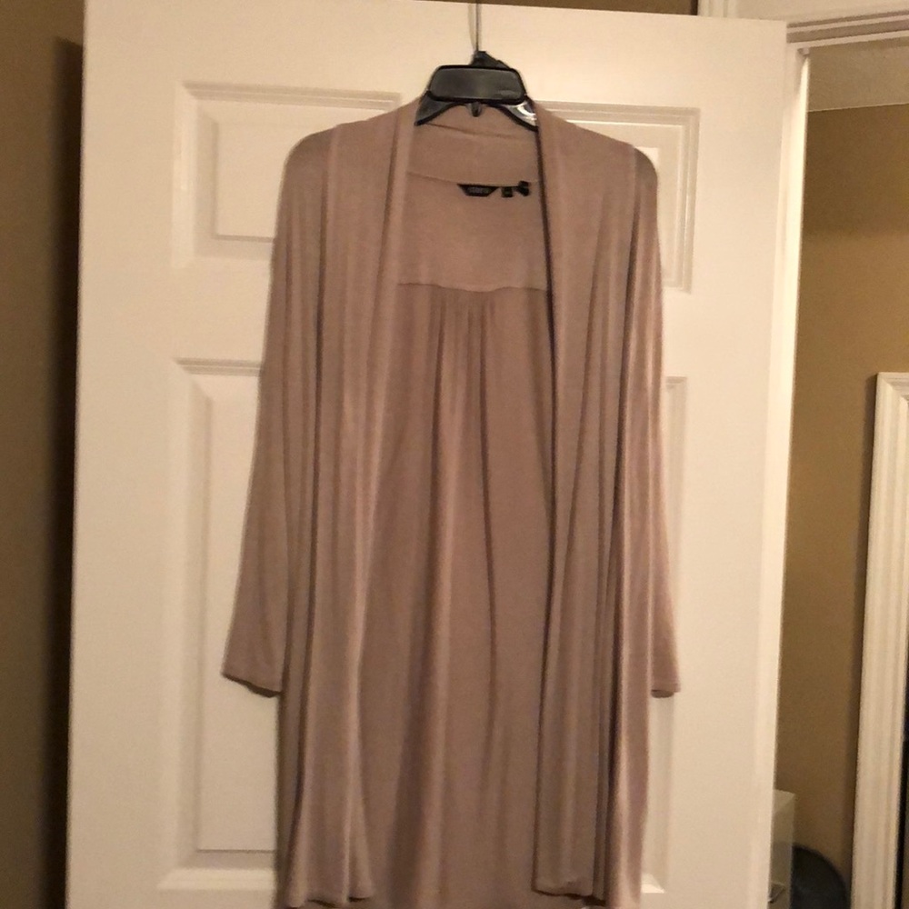 Beige duster. Medium-like new. 36 inches long.